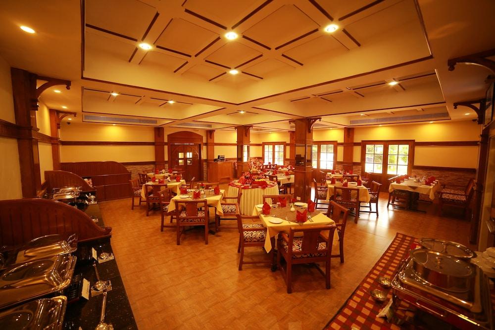 Quality Airport Hotels Nedumbassery Bagian luar foto