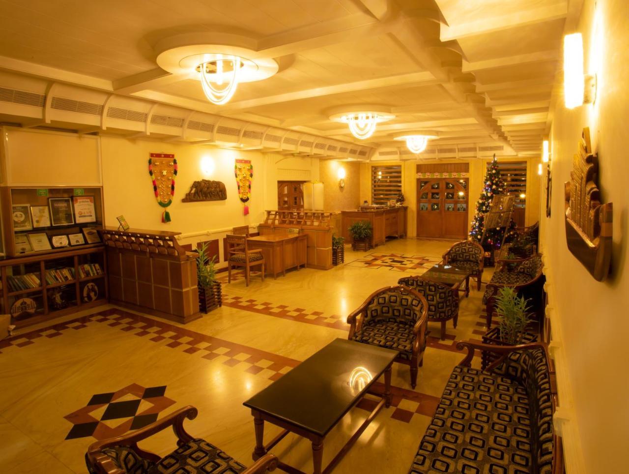 Quality Airport Hotels Nedumbassery Bagian luar foto