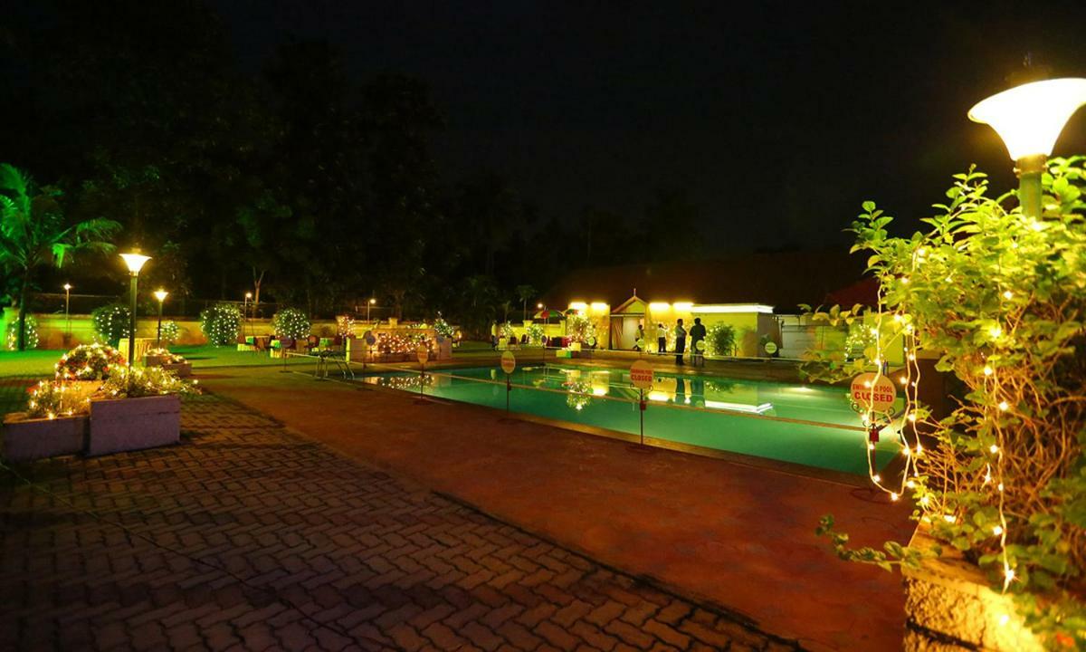 Quality Airport Hotels Nedumbassery Bagian luar foto