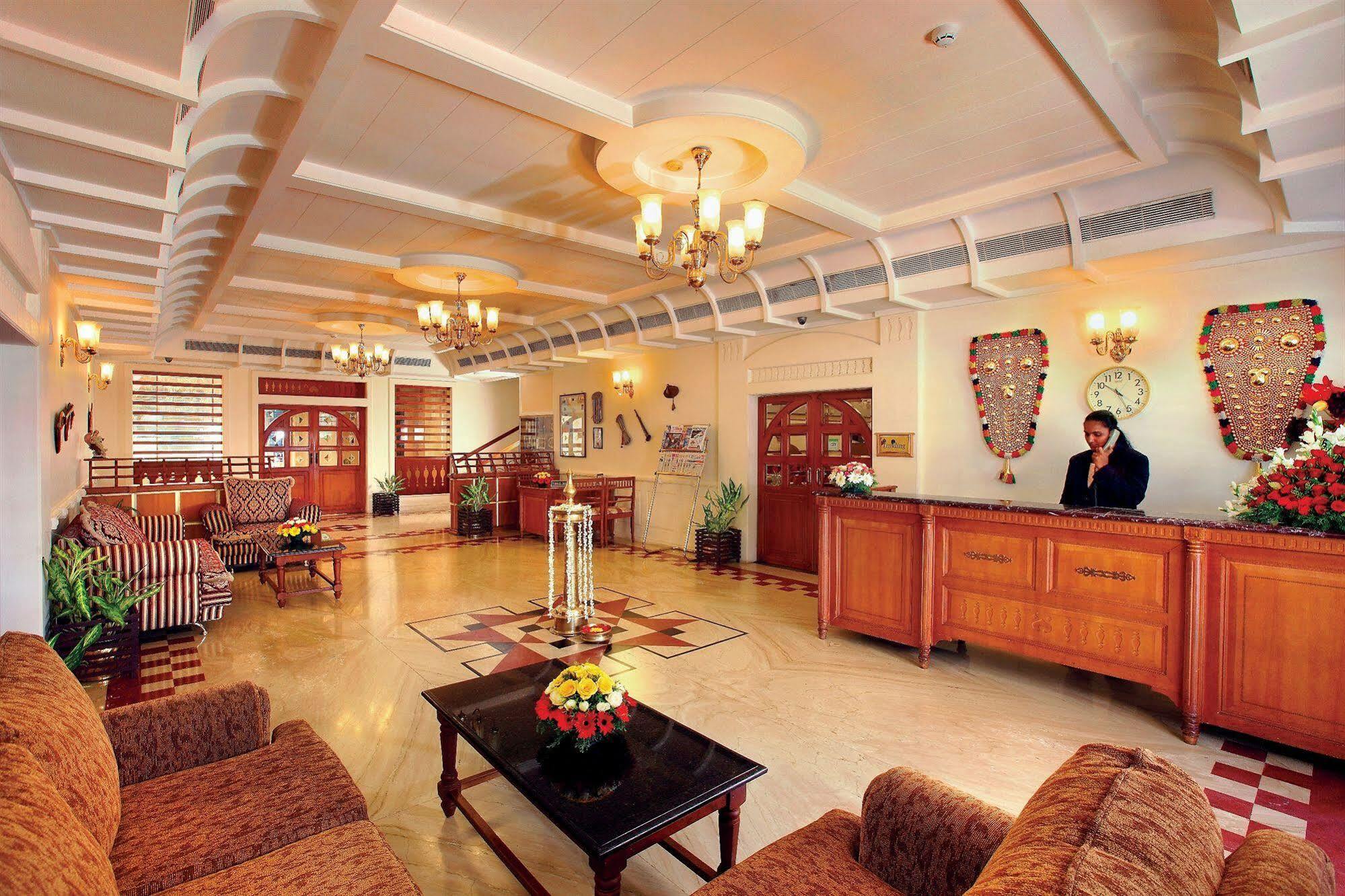 Quality Airport Hotels Nedumbassery Bagian luar foto